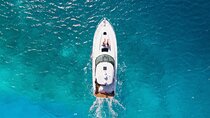 Cozumel Private Yacht and Snorkel with Lunch and Open Bar Onboard