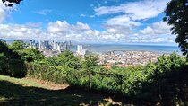 Walking the Cerro Ancón: Nature and Unique Panoramics