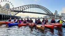 Sunrise Paddle Session on Syndey Harbour 