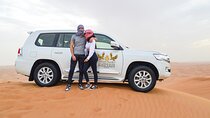 Dubai Desert Safari Tour with 4x4 Dinner and Inclusions