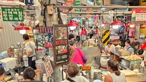 4 Hours UNESCO Palace and Street Food Tour in Seoul