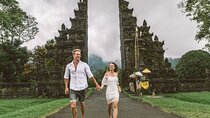 Instagram Tour : Banyumala Waterfall - Handara Heaven Gate - Ulundanu Temple