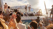 Private Catamaran from Cancun to Isla Mujeres | For up to 100 pp