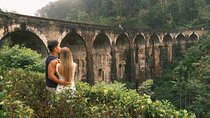 Day Tour Ella with Train Ride, Little Adams Peak and Nine Arches