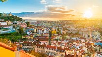 Lisbon: Private Tuk-Tuk City Tour