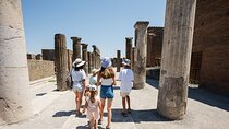 Capri, Sorrento & Pompeii: A Private Italian Getaway from Naples