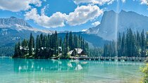 The Best of Yoho With Moraine Lake and Lake Louise Private Tour
