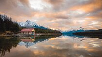 Jasper National Park Tour Maligne Valley, Medicine Lake with Walk
