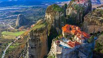 Meteora Monasteries and Thermopylae Full-Day Private Tour