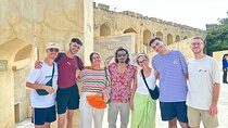 Jaipur Private Full Day City Tour with Pick Up and Drop Off