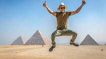 Hurghada Pyramids, Sphinx, Museum & Khan Khalili Cairo Day Trip