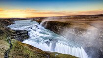 Golden Circle: Geysers, Falls & Tomato Farm in Small Group on VAN