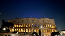Colosseum and Roman Forum Sightseeing Area Night Walking Tour
