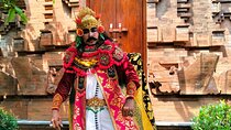 Ubud Tirta Empul Temple Swing And Waterfall Private Guided Tour 