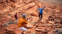 Red Rock Canyon Hiking Adventure fom Las Vegas