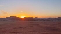 2 Hour Jeep Tour (Morning or Sunset) Wadi Rum Desert Highlights