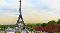 Full-Day Paris Highlights by Car Private Tour