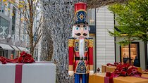 Downtown DC Holiday Tour: Lights, Decorations & Festive Cheer
