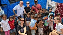 Gufran’s Slum Home Tour in the Mumbai Slums