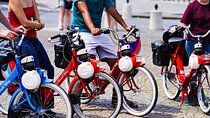 Private Tour of Chic Paris with Vintage French Bikes