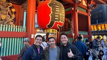 Tokyo: Asakusa Night Waling & Food Tour