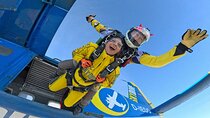 Parachute Jumping in Seville