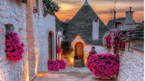 Evening Tour by Car and Walking through the Apulian Beauties 