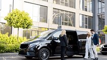 Copenhagen: Private - Airport / City Transfers & Sightseeing