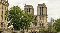 Ile de la Cite Walking Tour with Crypt Access