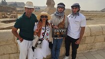 Best Day TourTo Giza Pyramids,Sphinx,Egyptian Museum, Bazar,Lunch