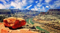 Private Grand Canyon West Rim Tours in a New Tesla from Las Vegas