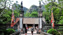 Hanoi: Discover Hoa Lu, Tam Coc/Trang An & Mua Cave from Hanoi