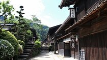 Nakasendo Post Town Trekking and Izakaya Hopping Tour