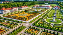 Private transfer from Amsterdam to Hannover, 2h stop in Utrecht