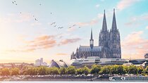 Private transfer from Amsterdam to Cologne, 2h stop in Utrecht