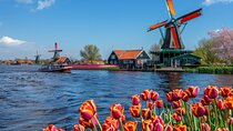Private transfer from Amsterdam to Kinderdijk, 2h Stop in Gouda