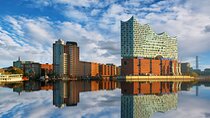Private transfer from Amsterdam to Hamburg, 2h stop in Bremen