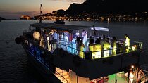 Sunset boat tour with aperitif
