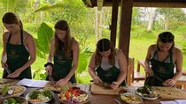 Balinese Cooking Class and visit Balinese house - all inclusive 