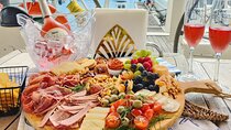 Porto: Wine and cheese tasting on a sailboat on the Douro River 