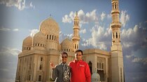 From Cairo: Alexandria Catacomb, Lighthouse, Citadel Trip & Lunch
