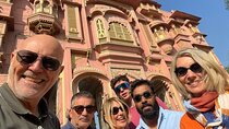 Full-Day Jaipur Sightseeing Tour by Car and Guide