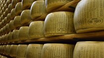 Supercar & Food Tour: Ferrari, Lamborghini, Parmigiano & Balsamic