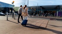 Private transfer from Reykjavik to Keflavik airport
