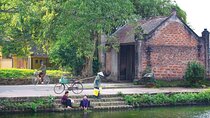 Small Group Tour Explore Hidden Gems of Duong Lam Ancient Village