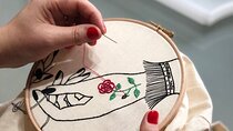 Embroidery class at Khmisa Workshop