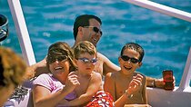 Montego Bay Catamaran: Explore Reefs with Drinks & Live Music