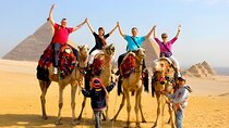 Private Full-Day Tour to Pyramids of Giza,Sakkara and Memphis 