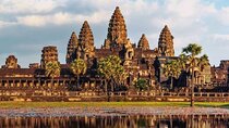 Amazing Sunrise at Angkor Wat With Tour Guide