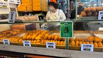 Seoul Street Food Tour at Mangwon Market with a Chef, Na Young